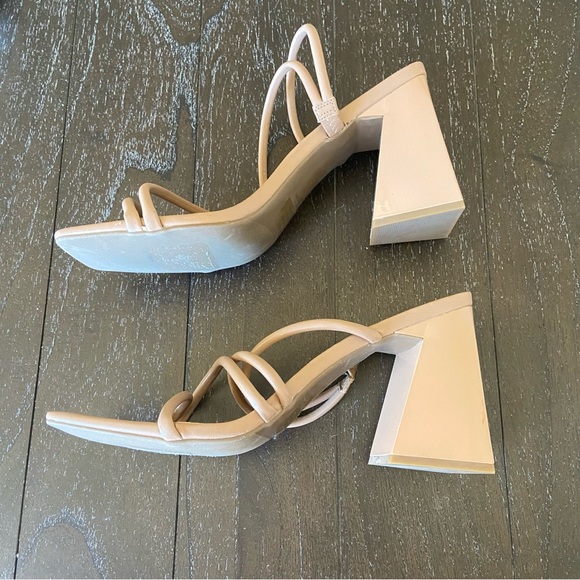Abound Austyn Patent Strappy Block Heel Sandals Nude Beige Neutral Size 11M - Picture 5 of 16